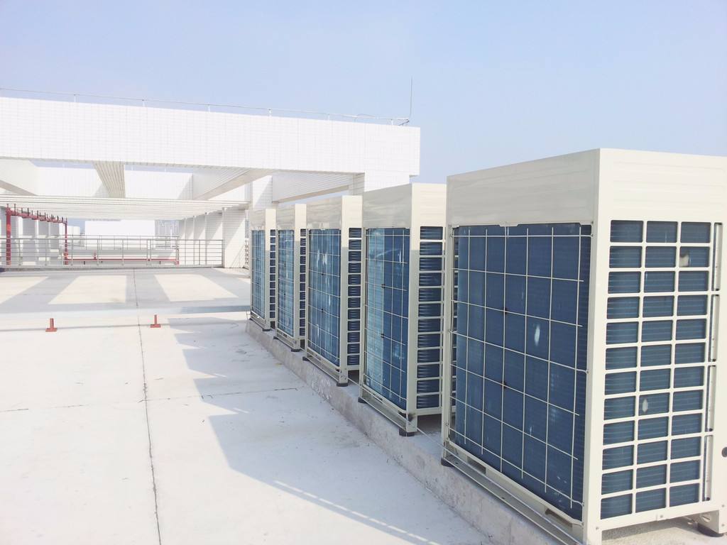 風冷機組和水冷機組的優缺點